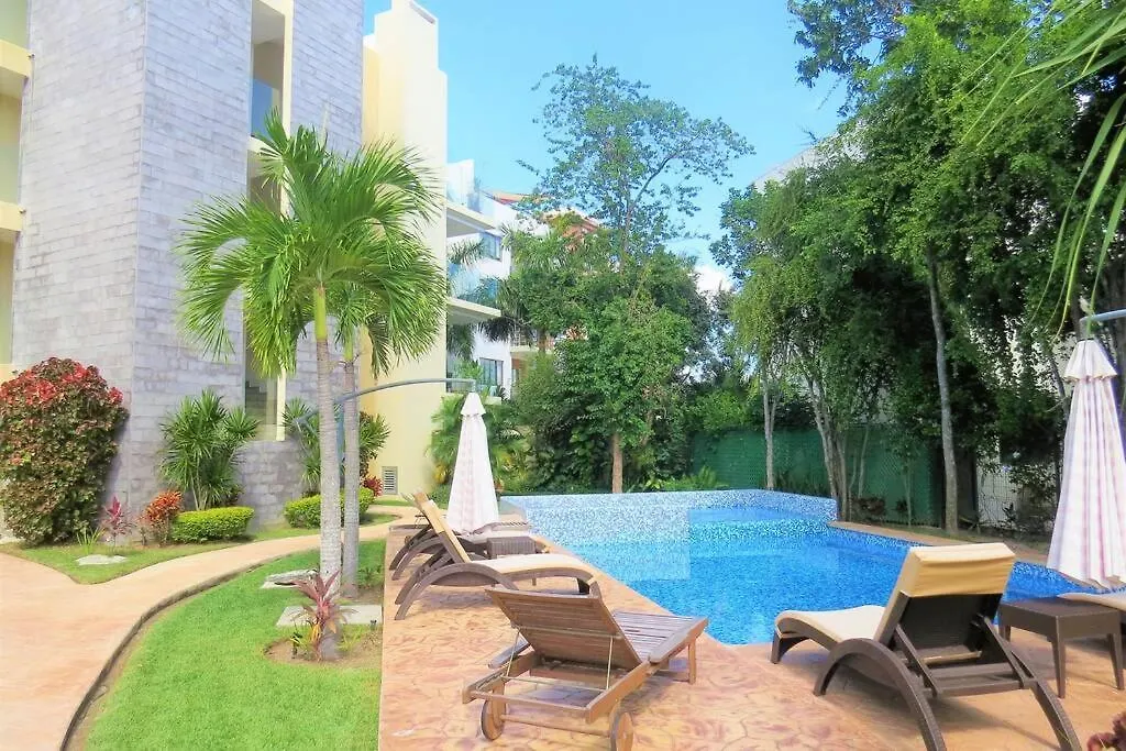 2 Bedrooms Luxury Apartment In Playa Del Carmen